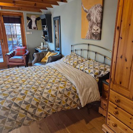 Kirkstyle Hideaway Bed & Breakfast Арброт Екстериор снимка