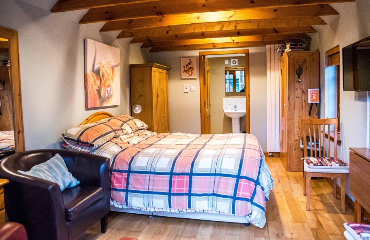 Kirkstyle Hideaway Bed & Breakfast Арброт Екстериор снимка
